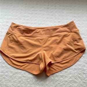 Lululemon speed up shorts 2.5”
